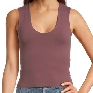 Intimitely FP Clean Lines Muscle Tank Built in Bra No Seams Top Layer Cami M/L